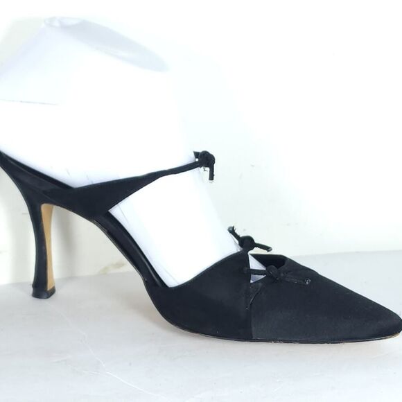 Manolo Blahnik Women's EU36 US6 Black Satin Pointed Toe Stiletto Mules Pumps - Picture 7 of 16